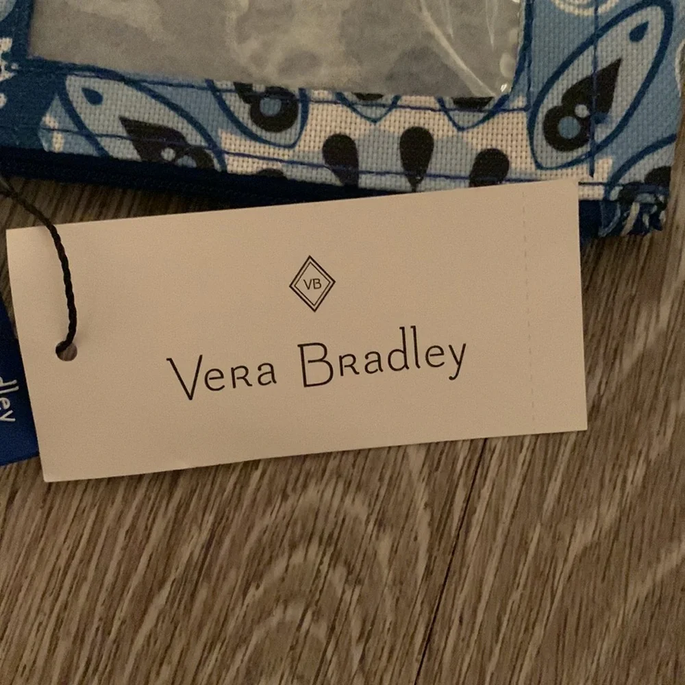 LMT: Vera Bradley Zip ID Case Blue Star Medallion